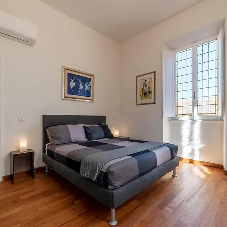 Trastevere Luxury Apartment With Terrace Rome Exterior photo