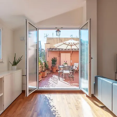 Trastevere Luxury Apartment With Terrace Rome Exterior photo