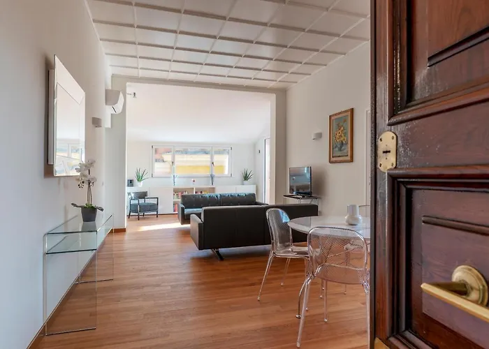 Trastevere Luxury Apartment With Terrace